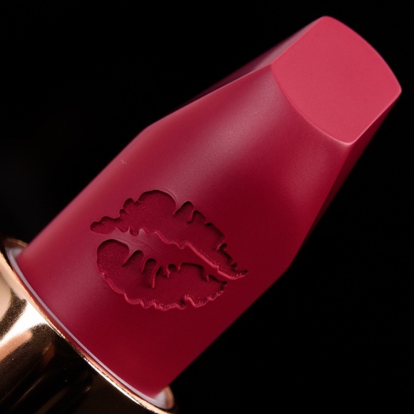 Charlotte Tilbury Hot Lips 👄 AMAZING AMAL lipstick 💄 - Picture 6 of 6